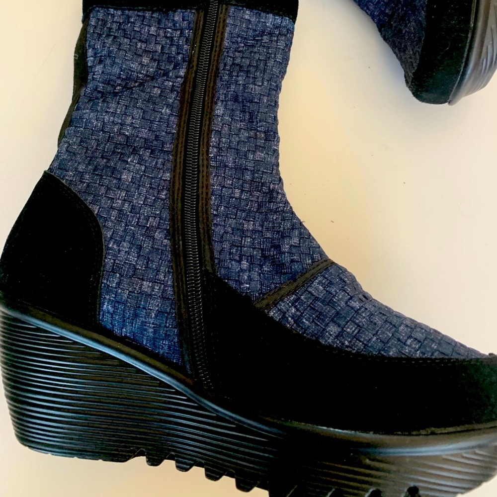 Denim blue Bernie Mev  boots with black suade trim and rubber soles New